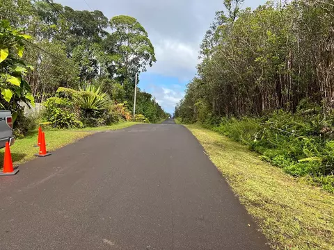Pikake St, Mountain View, HI 96771