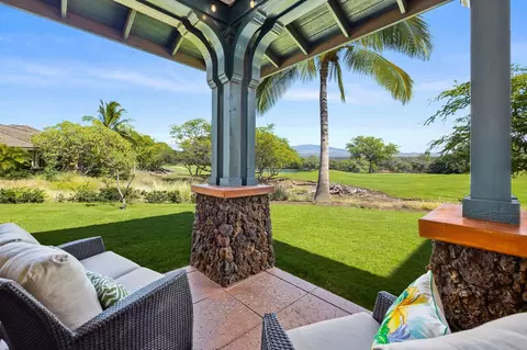 68-1118 Kaniku Dr #1002, Kamuela, HI 96743