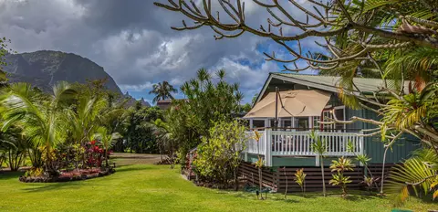 5-7330 Kuhio Hwy #B, Hanalei, HI 96714