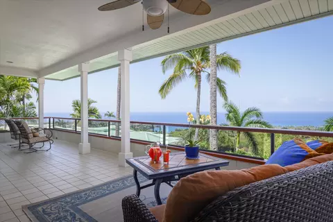78-7045 Kaluna St #104, Kailua Kona, HI 96740