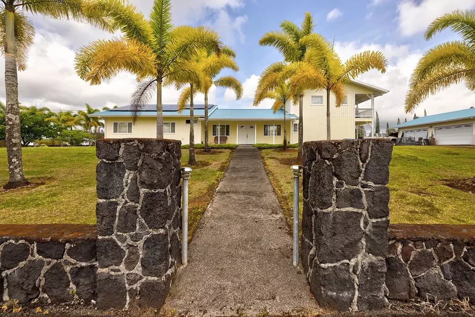 Exterior - 497 Makanaa St, Hilo, HI 96720 photo 5 of 8