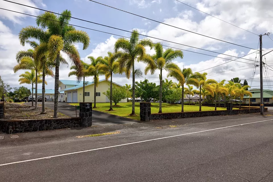 Exterior - 497 Makanaa St, Hilo, HI 96720 photo 2 of 8