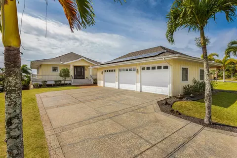 1187 Nohea St, Kalaheo, HI 96741