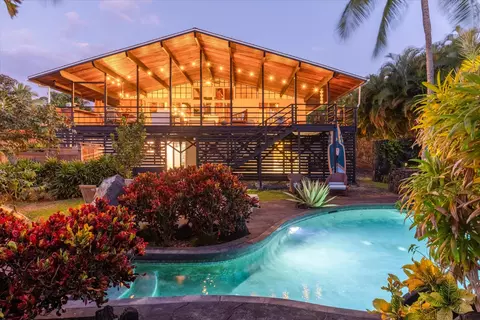 78-137 Holua Rd, Kailua Kona, HI 96740