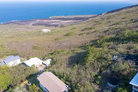 Guava Rd, Captain Cook, HI 96704