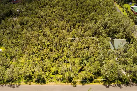 Pa Alii St, Volcano, HI 96785