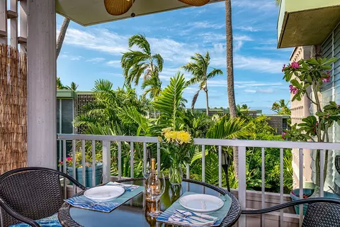75-6016 Alii Dr #303, Kailua Kona, HI 96740