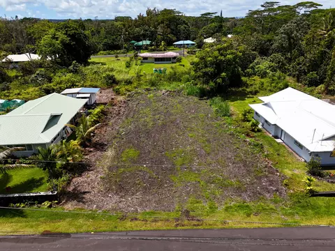 Kumu St, Pahoa, HI 96778