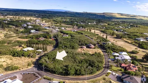 Kaulua Cir, Naalehu, HI 96772