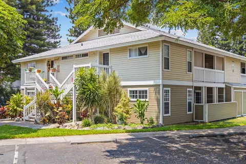 68-3890 Lua Kula St #1104, Waikoloa, HI 96738