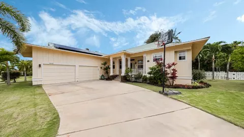 8260 Elepaio Rd # -B, Kekaha, HI 96752