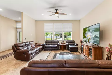 15-1427 13th Ave, Keaau, HI 96749