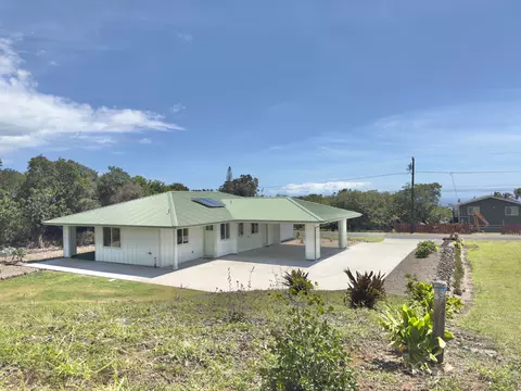 94-5763 Awa Pae Pl, Naalehu, HI 96772