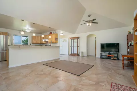 15-1692 24th Ave, Keaau, HI 96749