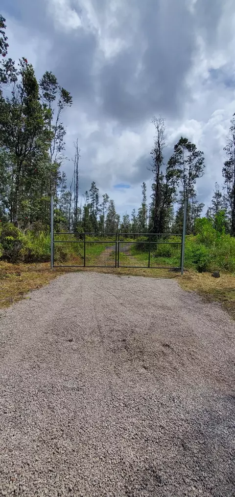 Road 9, Kurtistown, HI 96760