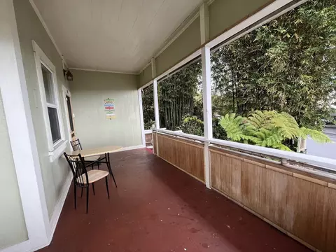 301 Ponahawai St, Hilo, HI 96720