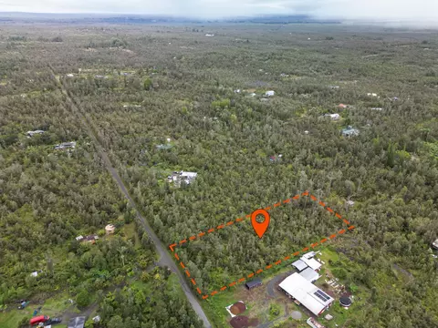 Menpachi St, Mountain View, HI 96771