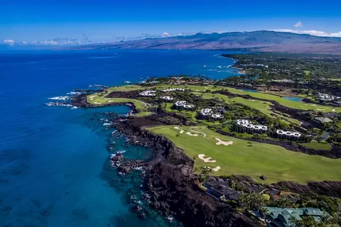 68-1050 Mauna Lani Pt #B202, Kamuela, HI 96743