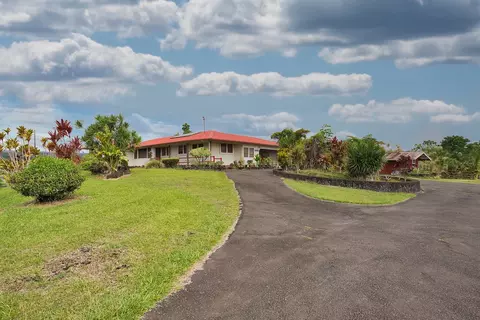 870 Kawailani St, Hilo, HI 96720
