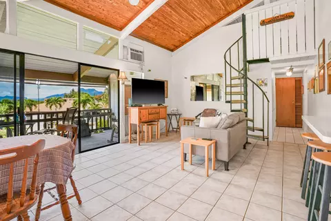 4701 Kawaihau Rd #M201, Kapaa, HI 96746