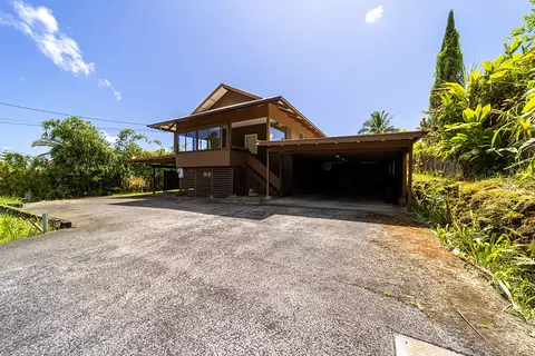 28-275 Stable Camp Rd, Honomu, HI 96728