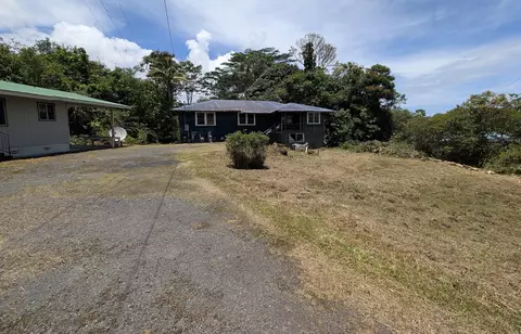 1360 Kaumana Dr, Hilo, HI 96720
