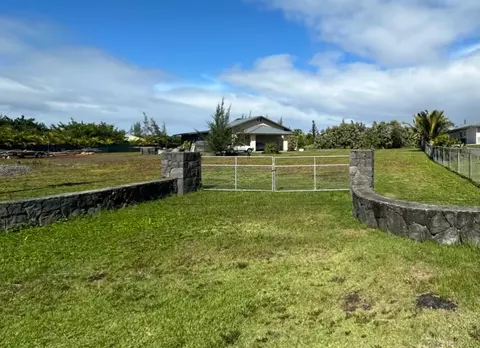 15-1685 1st Ave, Keaau, HI 96749