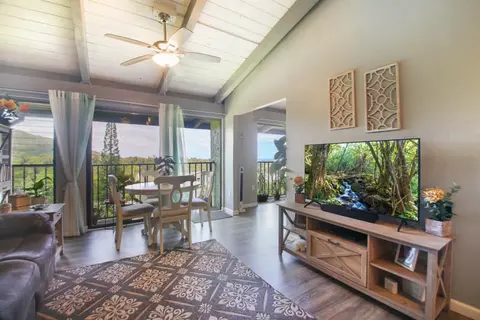 3-3400 Kuhio Hwy #B406, Lihue, HI 96766