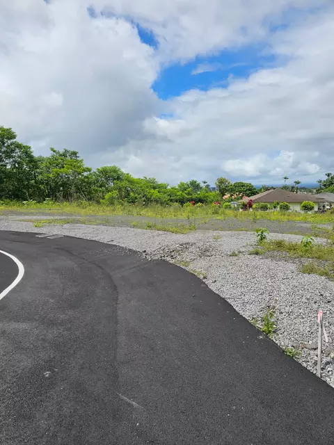 Kuaaina Pl, Hilo, HI 96720