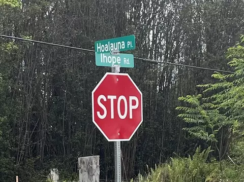 Hoalauna Pl, Mountain View, HI 96771