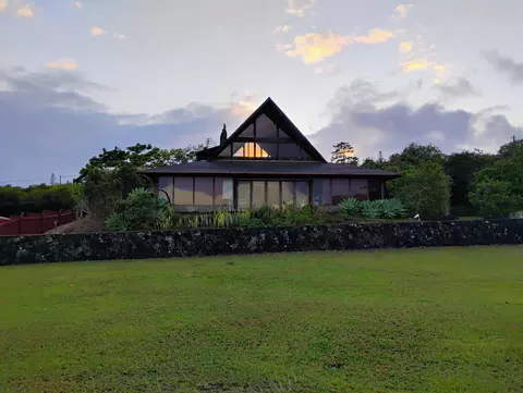 94-1790 Kaulua St, Naalehu, HI 96772