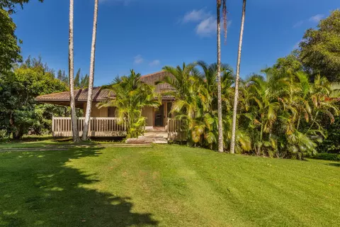 5-1105 Kuhio Hwy #5, Kilauea, HI 96754