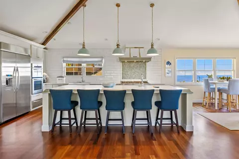 3764 Kakela Makai Dr, Kalaheo, HI 96741