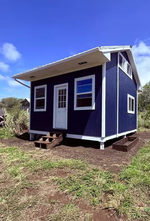 94 Pele St, Naalehu, HI 96772