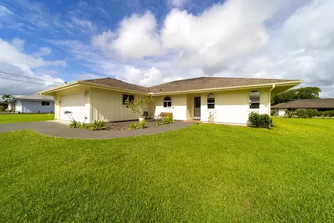 321 Noelani Loop, Hilo, HI 96720