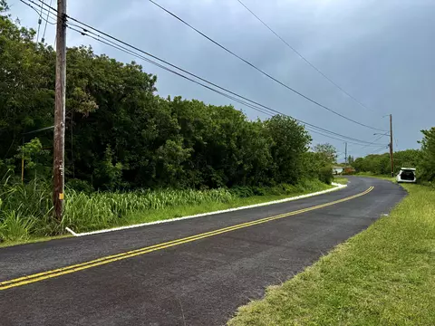 Kaulua St, Naalehu, HI 96772