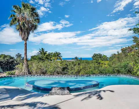 73-4430 Nehiwa St, Kailua Kona, HI 96740