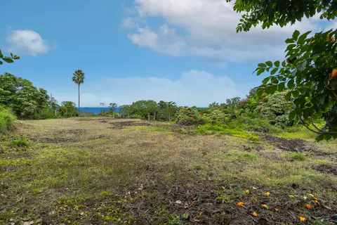 73-1391 Hiolani St, Kailua Kona, HI 96740