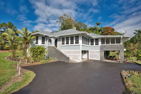 1354 Wailuku Dr, Hilo, HI 96720