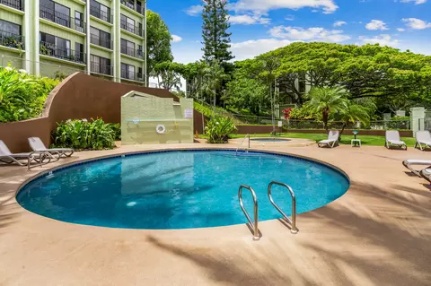 3-3400 Kuhio Hwy #B101, Lihue, HI 96766