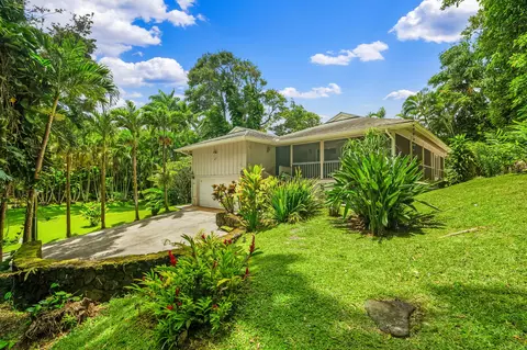 2895 Wawae Rd, Kalaheo, HI 96741