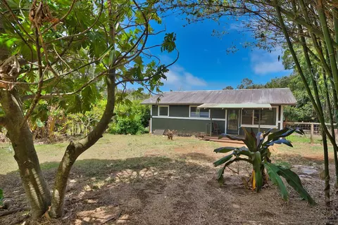 45-467 Ilima St, Honokaa, HI 96727