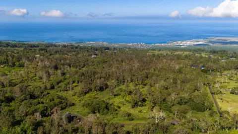 75-1305 Keopu Mauka Dr, Holualoa, HI 96725