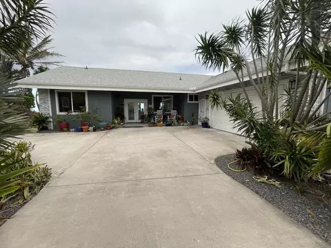 94-5882 Kalai Waa Pl, Naalehu, HI 96772