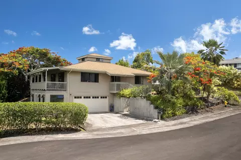 4460 Kai Ikena Dr, Kalaheo, HI 96741