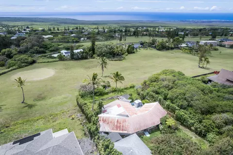 94-1794 Kaulua St, Naalehu, HI 96772