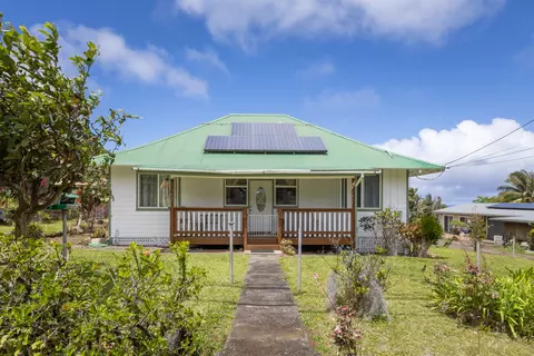 55-3445 Akoni Pule Hwy, Hawi, HI 96719