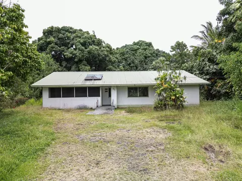 95 Todd Ave, Hilo, HI 96720