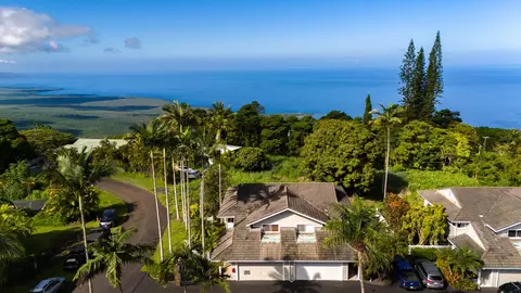 82-6077 Mamalahoa Hwy #B4, Captain Cook, HI 96704