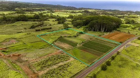 Akaka Falls Road, Honomu, HI 96728
